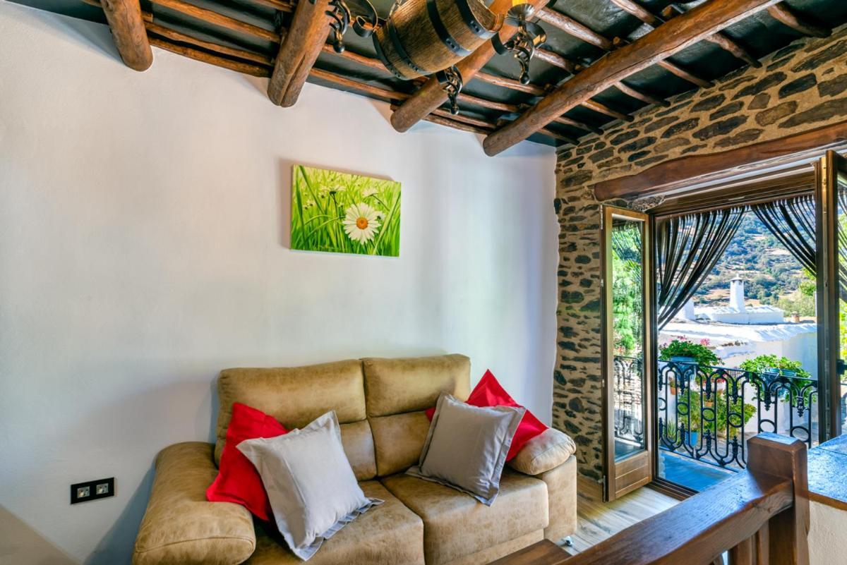 Апартаменты Casa Antonia Capileira La Alpujarra Экстерьер фото